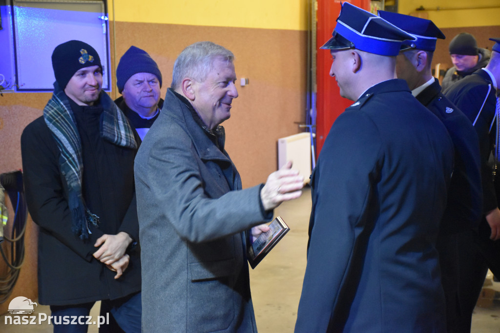 OSP Pszczółki ma nowy wóz!