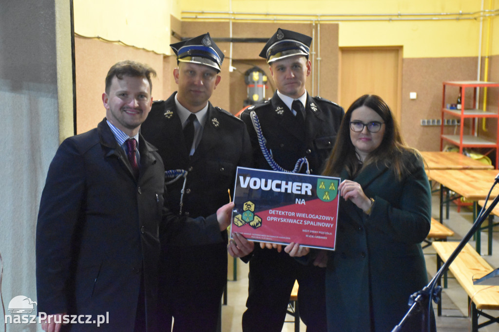OSP Pszczółki ma nowy wóz!