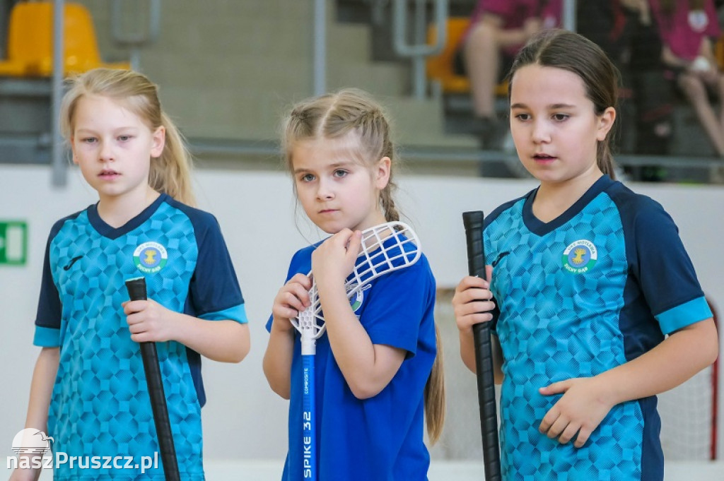 Unihokeistki z UKS Motława z medalami w Orzyszu