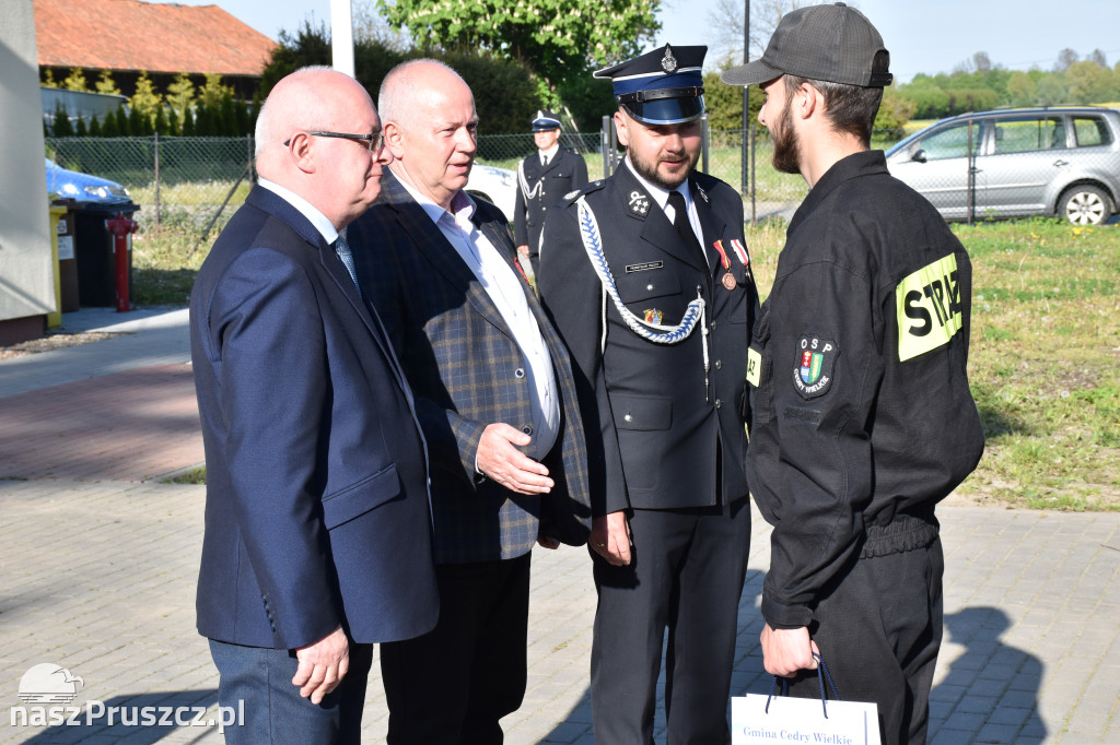Dzień Strażaka w Cedrach Wielkich