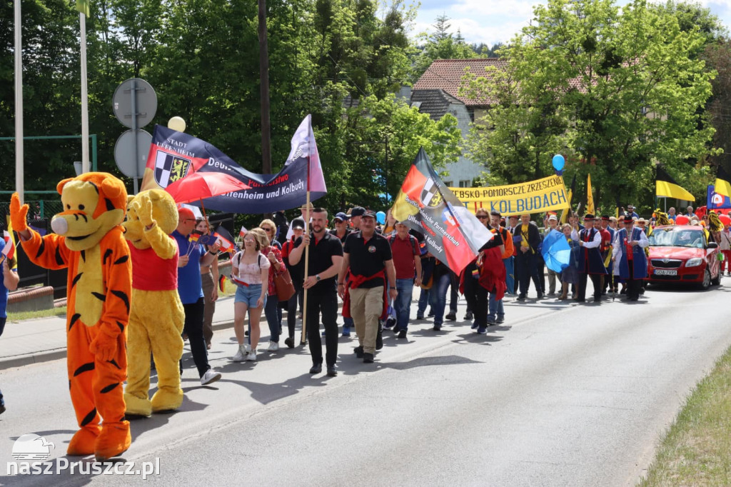 Przemarsz ulicami Kolbud - Dni Gminy Kolbudy