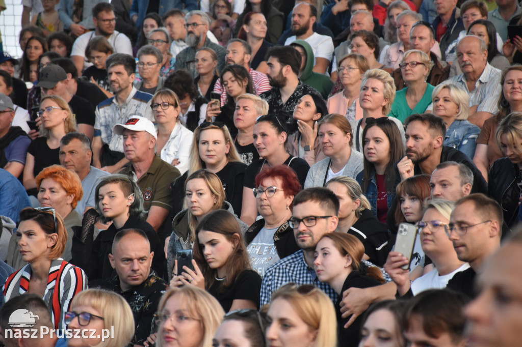 LemON zagrał na Faktorii Kultury. Tłumy pod sceną