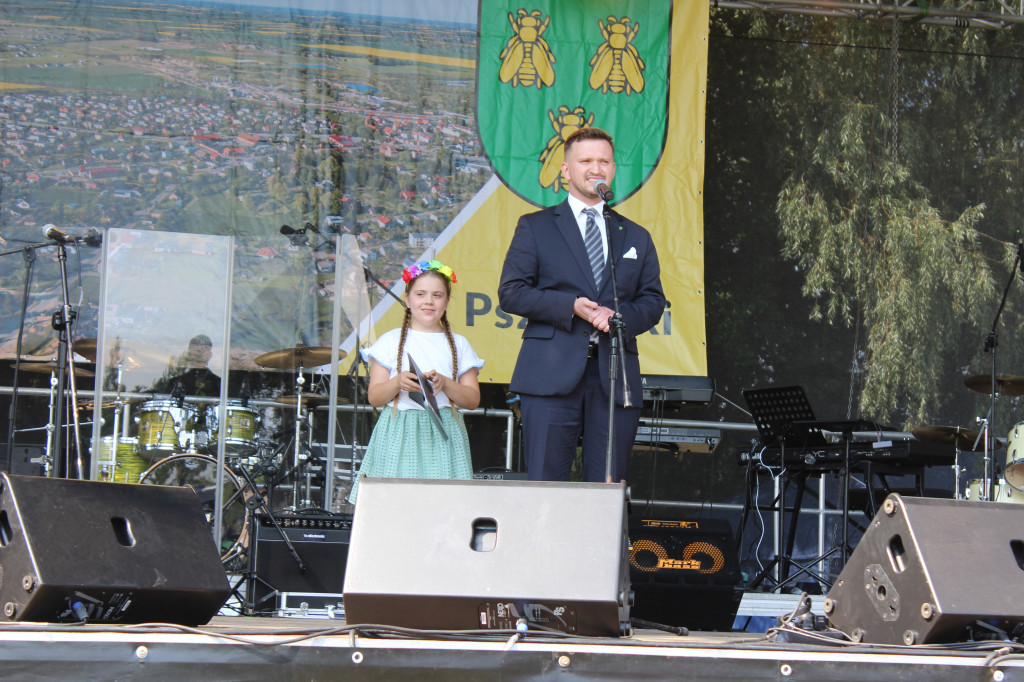 Dożynki gminy Pszczółki