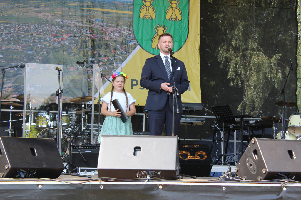 Dożynki gminy Pszczółki