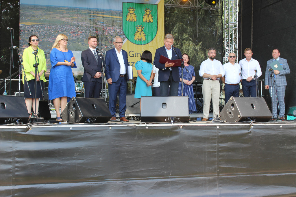 Dożynki gminy Pszczółki