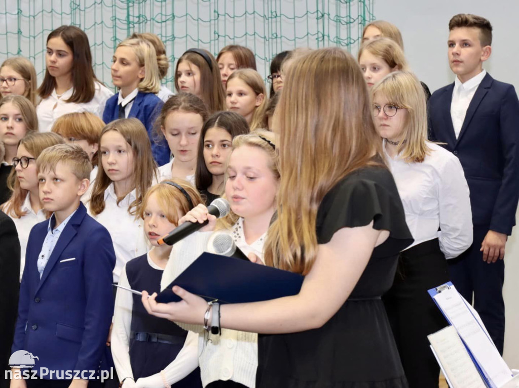 Kolbudy: Wójt wręczył sypendia najlepszym uczniom