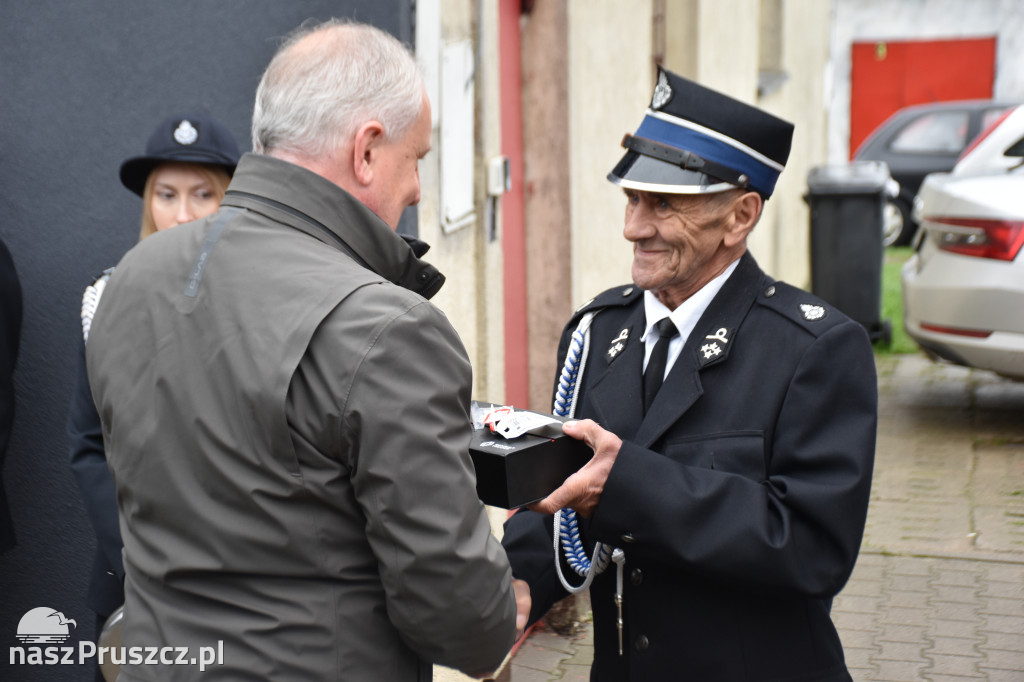 OSP w Pręgowie oficjalnie ma już nowy wóz