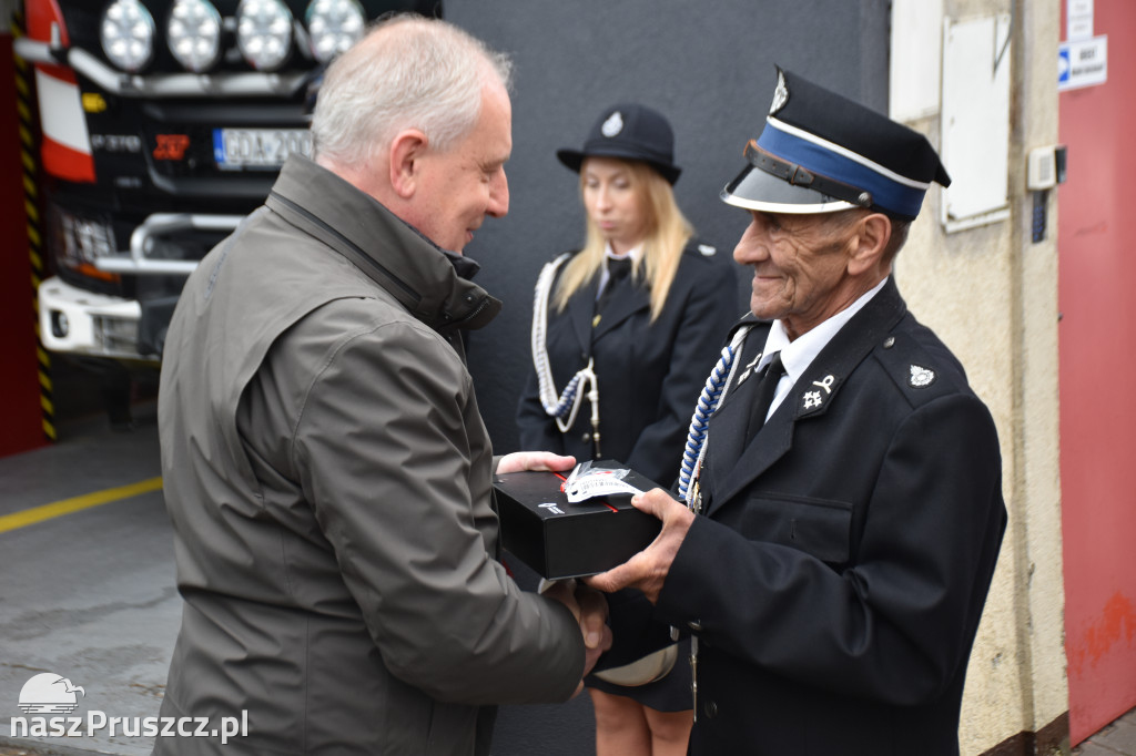 OSP w Pręgowie oficjalnie ma już nowy wóz