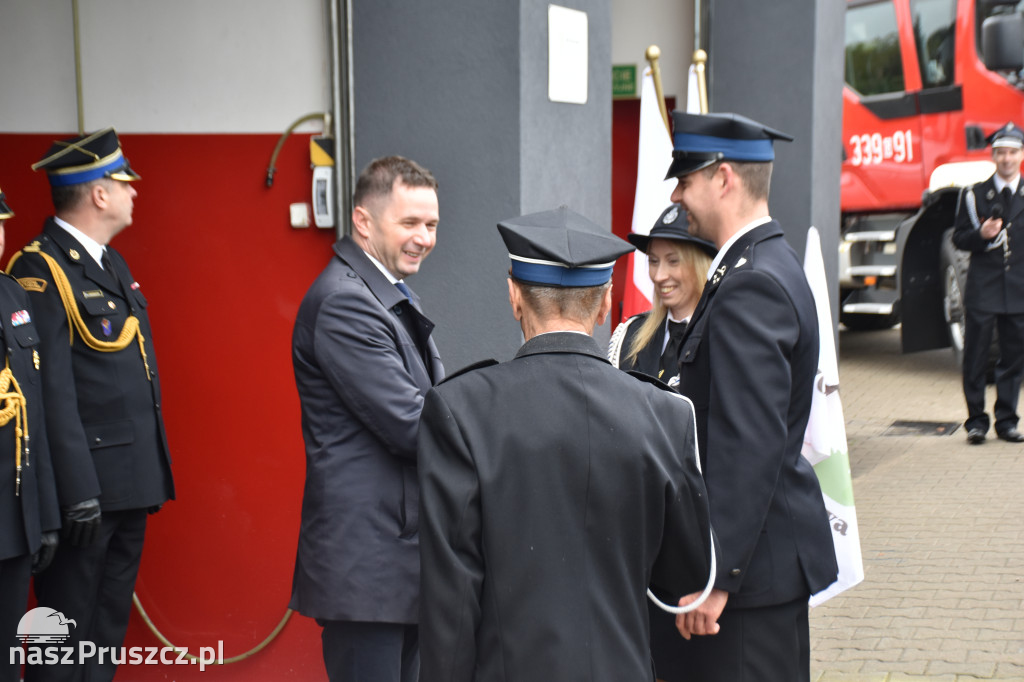 OSP w Pręgowie oficjalnie ma już nowy wóz