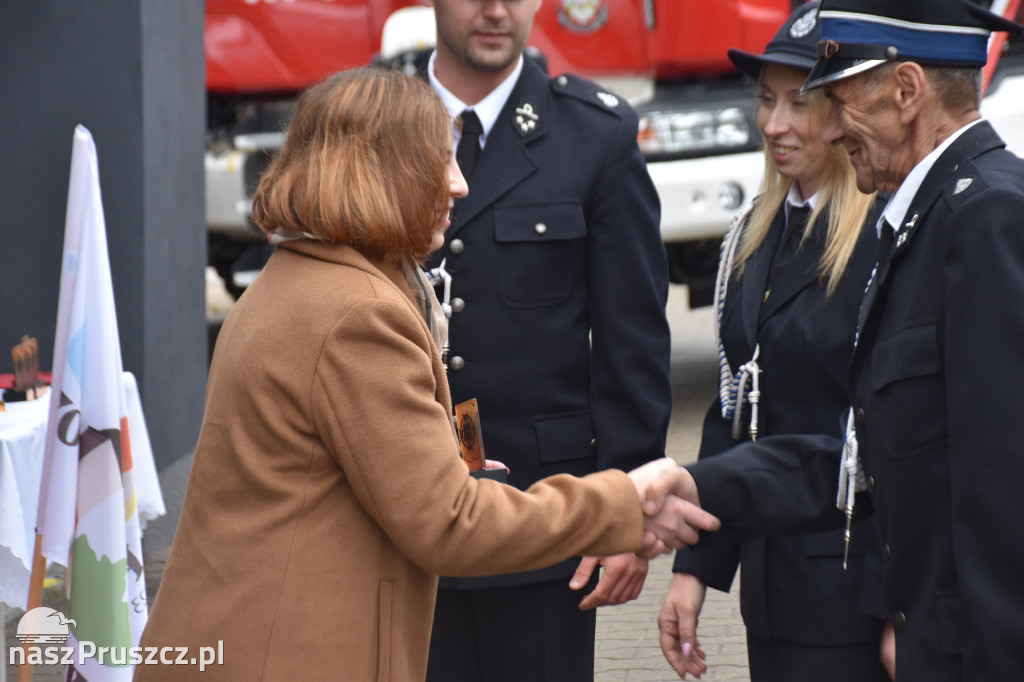 OSP w Pręgowie oficjalnie ma już nowy wóz