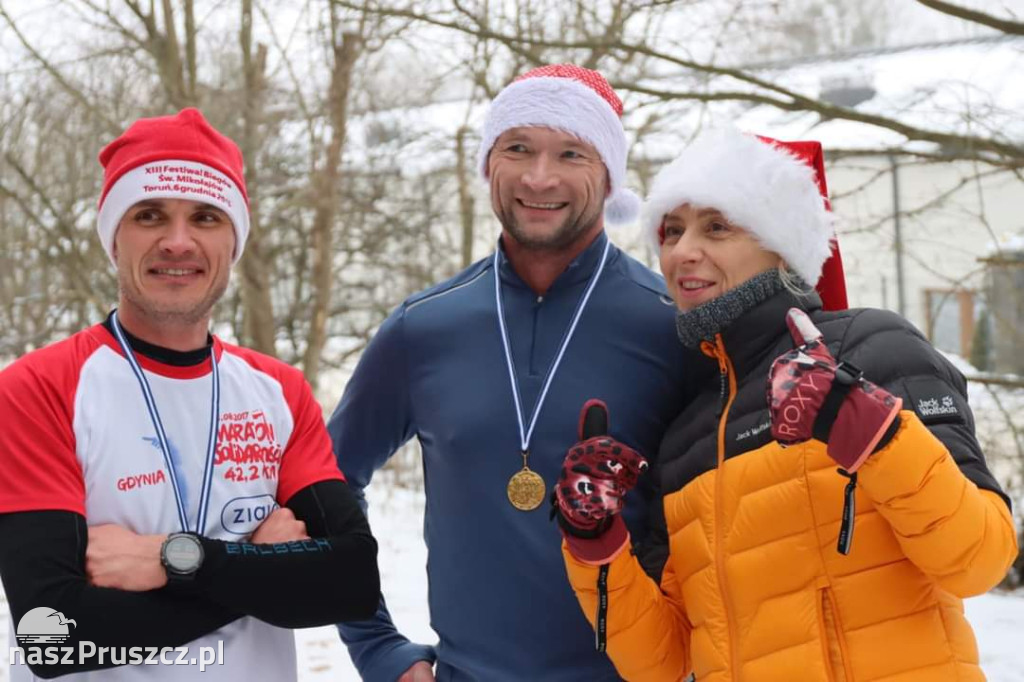 Bieg mikołajkowy w Bąkowie