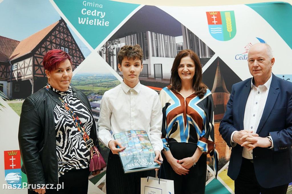Cedry Wielkie: Stypendia wójta Golińskiego