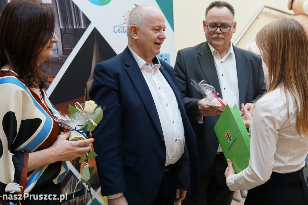Cedry Wielkie: Stypendia wójta Golińskiego