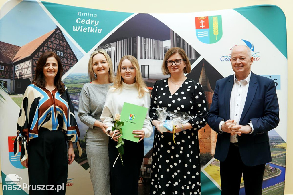 Cedry Wielkie: Stypendia wójta Golińskiego