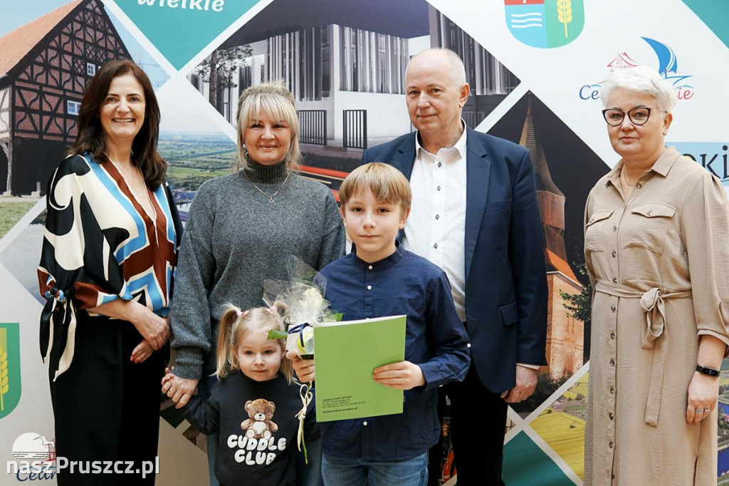 Cedry Wielkie: Stypendia wójta Golińskiego