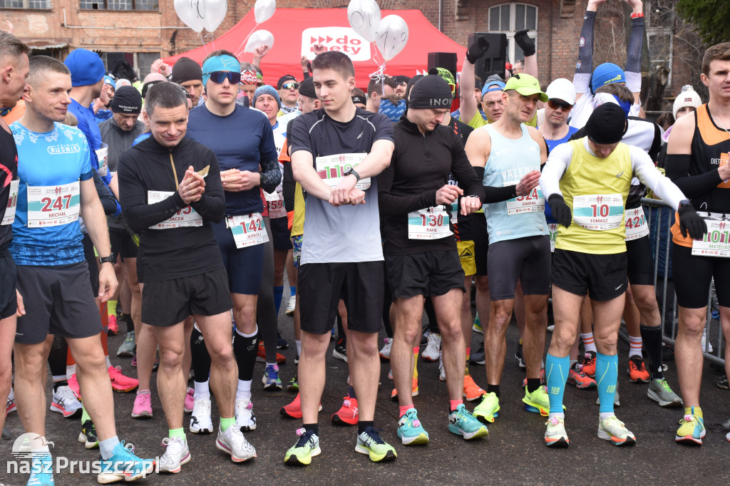 Pruszcz Gdański: Półmaraton i 5-tka nad Radunią