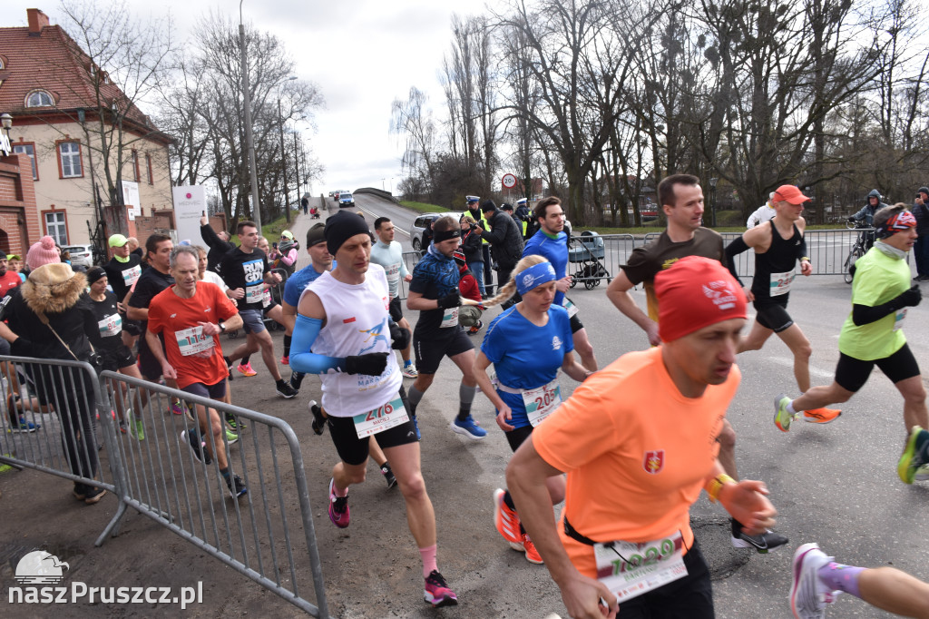 Pruszcz Gdański: Półmaraton i 5-tka nad Radunią