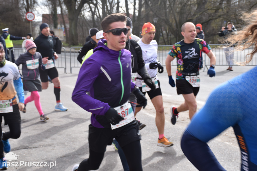 Pruszcz Gdański: Półmaraton i 5-tka nad Radunią