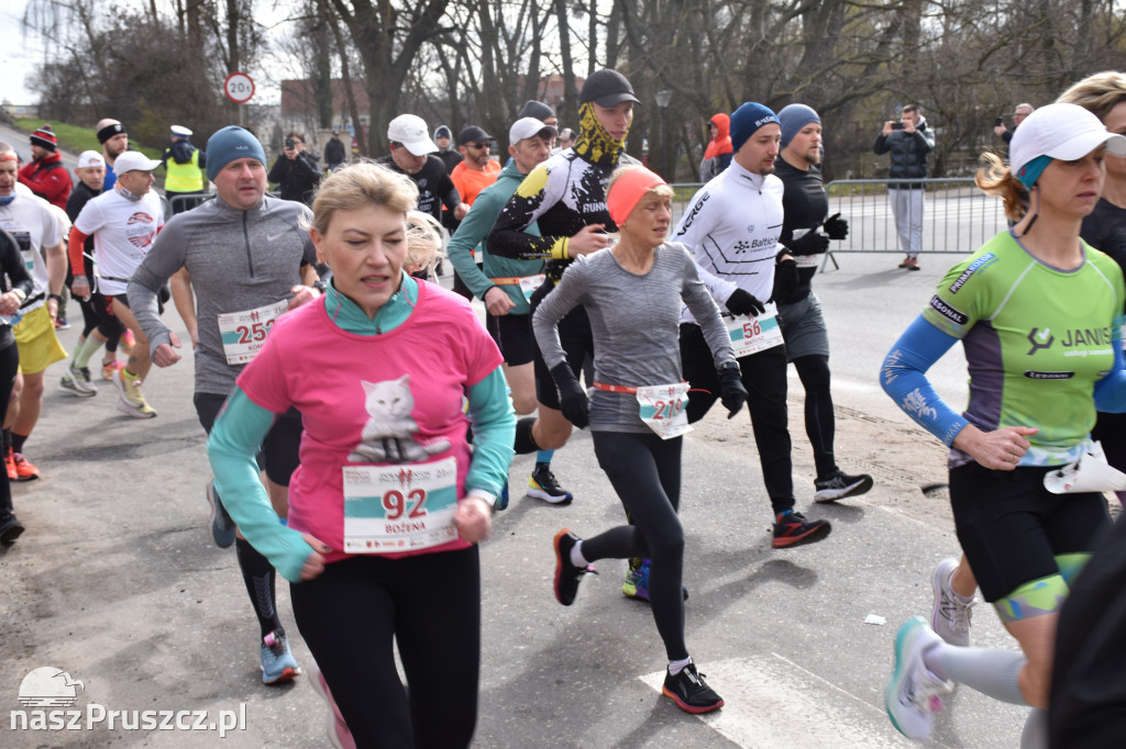 Pruszcz Gdański: Półmaraton i 5-tka nad Radunią