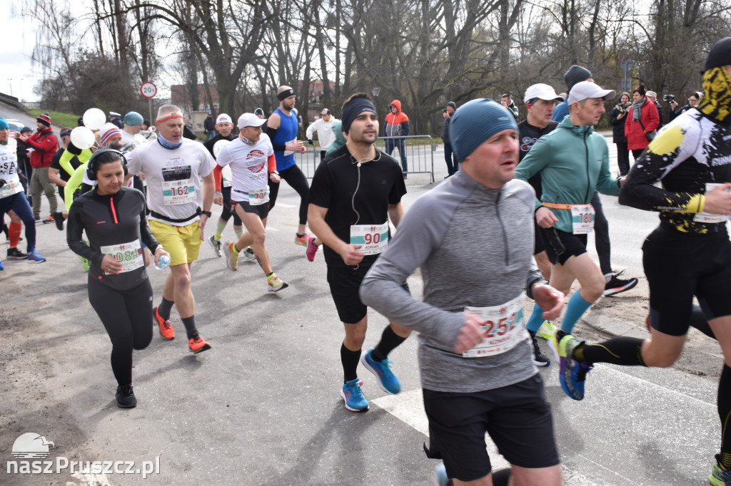 Pruszcz Gdański: Półmaraton i 5-tka nad Radunią