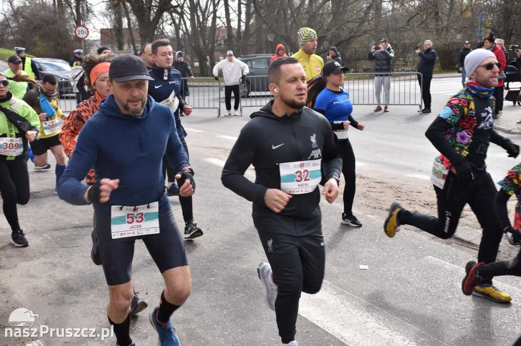 Pruszcz Gdański: Półmaraton i 5-tka nad Radunią