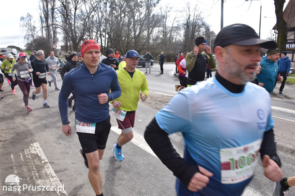 Pruszcz Gdański: Półmaraton i 5-tka nad Radunią