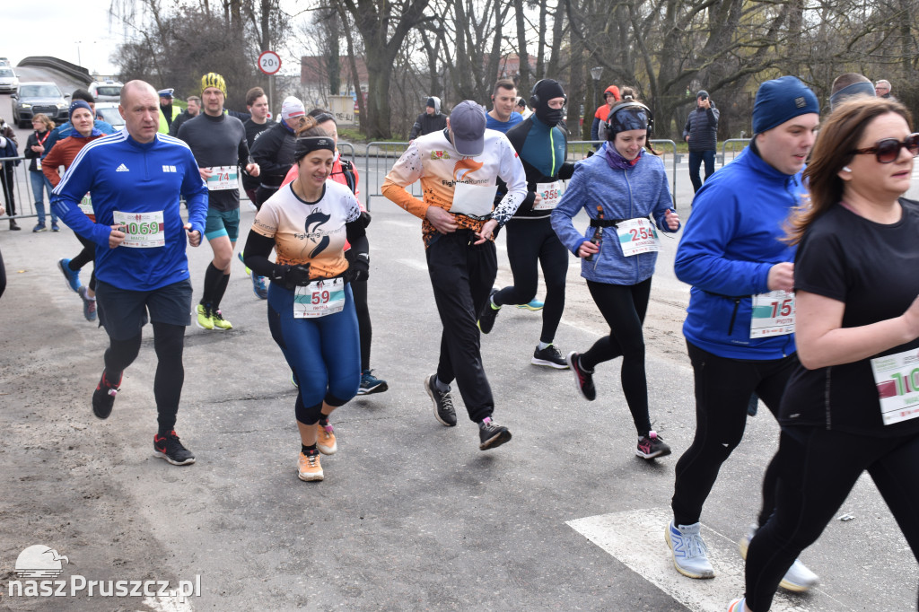 Pruszcz Gdański: Półmaraton i 5-tka nad Radunią