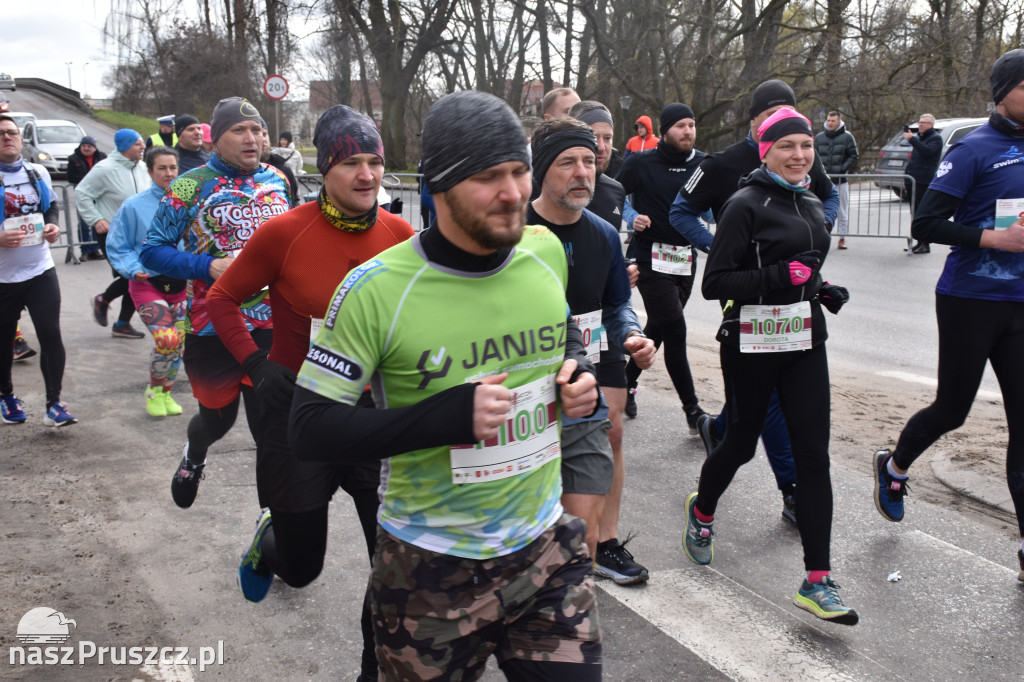 Pruszcz Gdański: Półmaraton i 5-tka nad Radunią