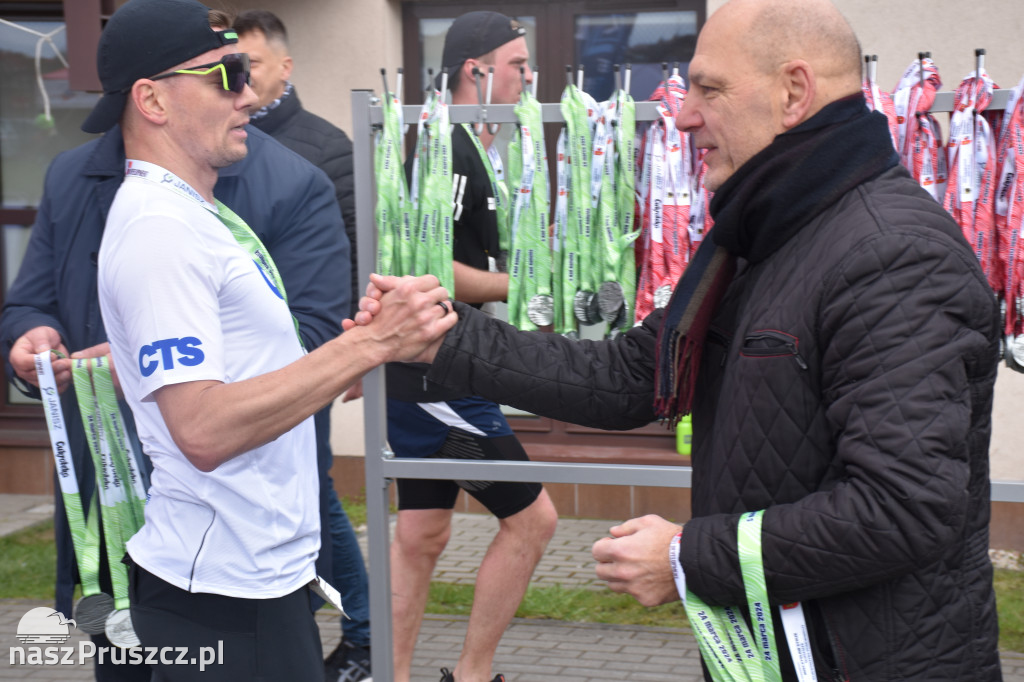 Pruszcz Gdański: Półmaraton i 5-tka nad Radunią