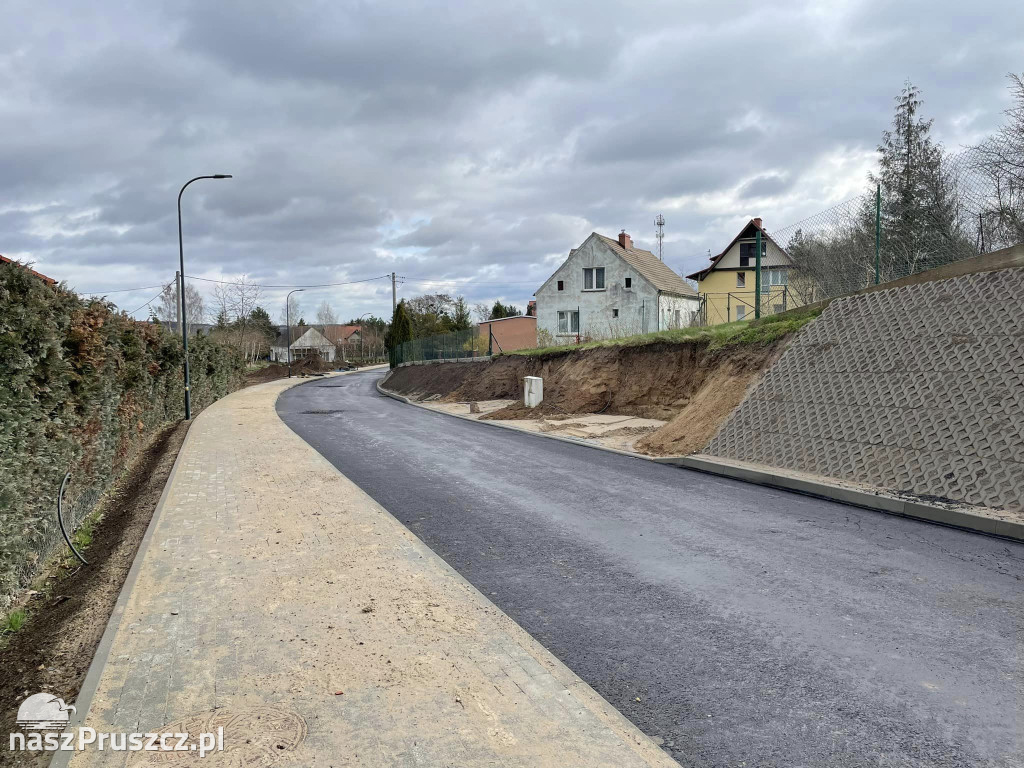 Remonty dróg w Bielkówku i Lisewcu