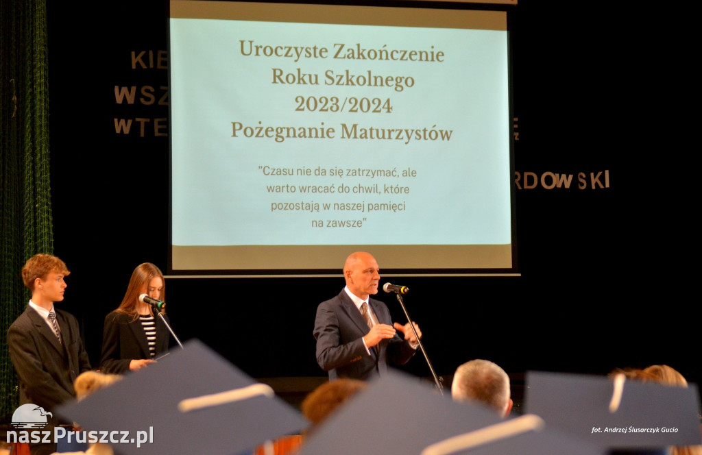 Maturzyści ZSO nr 1 odebrali świadectwa