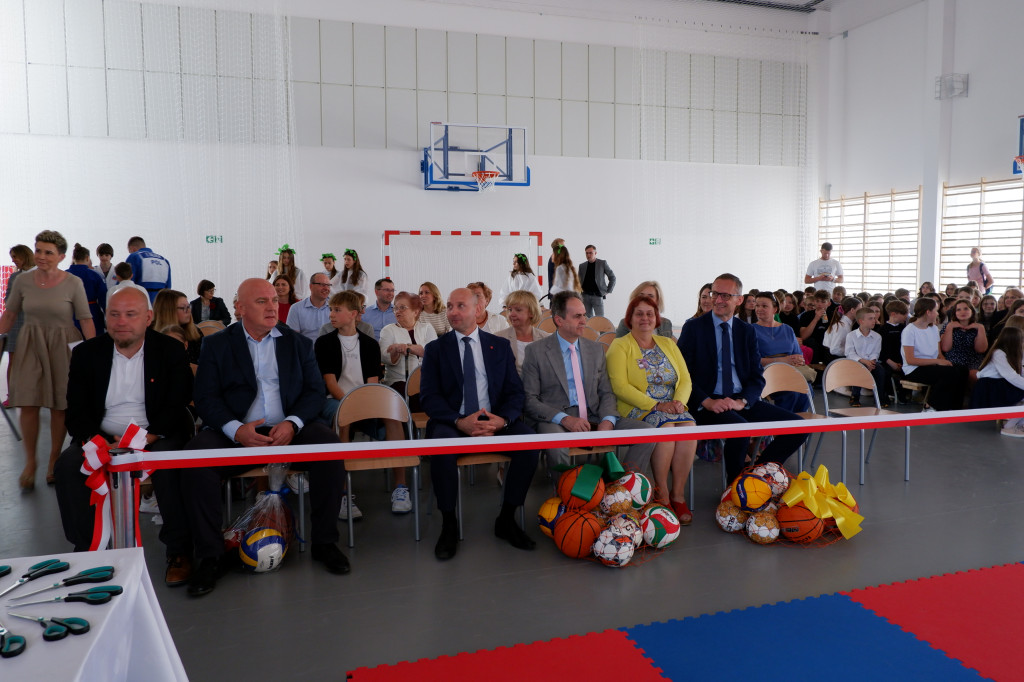 Otwarcie rozbudowanej części SP nr w Pruszczu Gdańskim