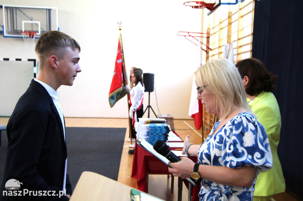 Uczniowie z gminy Pruszcz Gdański rozpoczęli wakacje