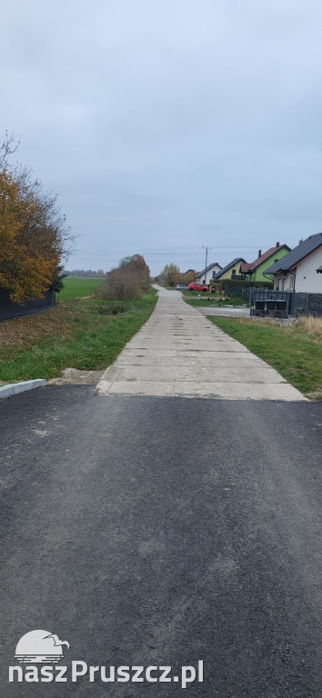 Ulica Spacerowa i Spokojna w Cedrach Wielkich już po remoncie