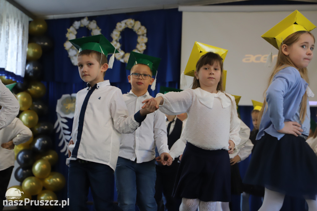 60 lat szkoły podstawowej w Pszczółkach