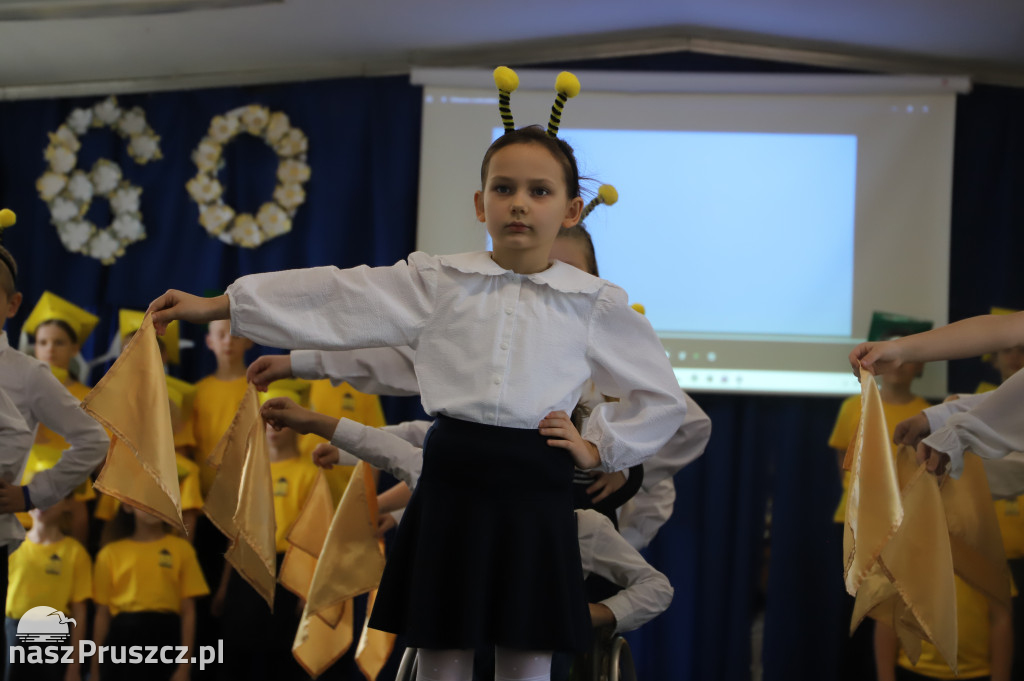 60 lat szkoły podstawowej w Pszczółkach