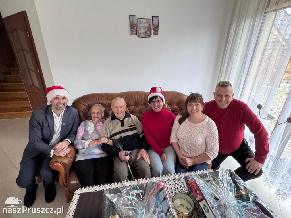 Cedry Wielkie: Świąteczna wizyta u sneiorów