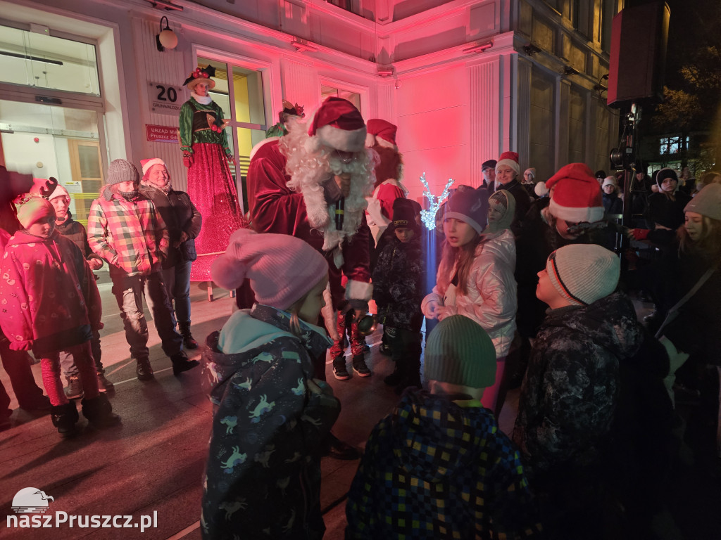 Pruszczanie rozpoczęli święta