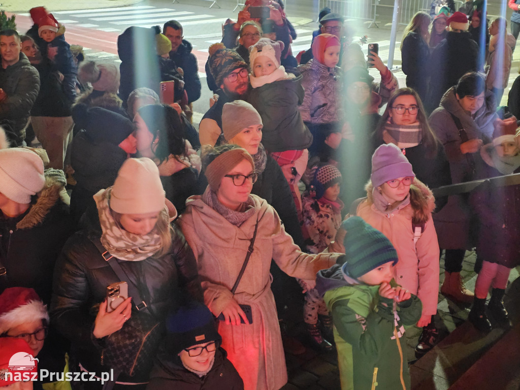 Pruszczanie rozpoczęli święta