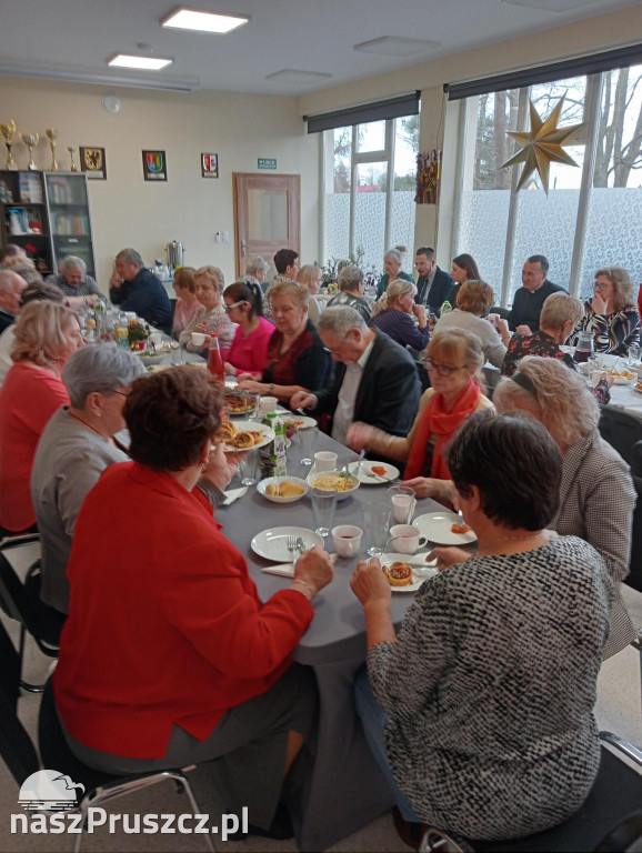 Cedry Wielkie: Wigilijne spotkanie Klubu Seniora