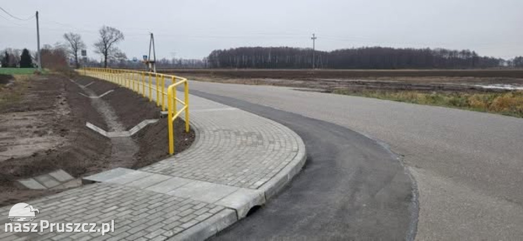 Inwestycje drogowe w gminie Cedry Wielkie