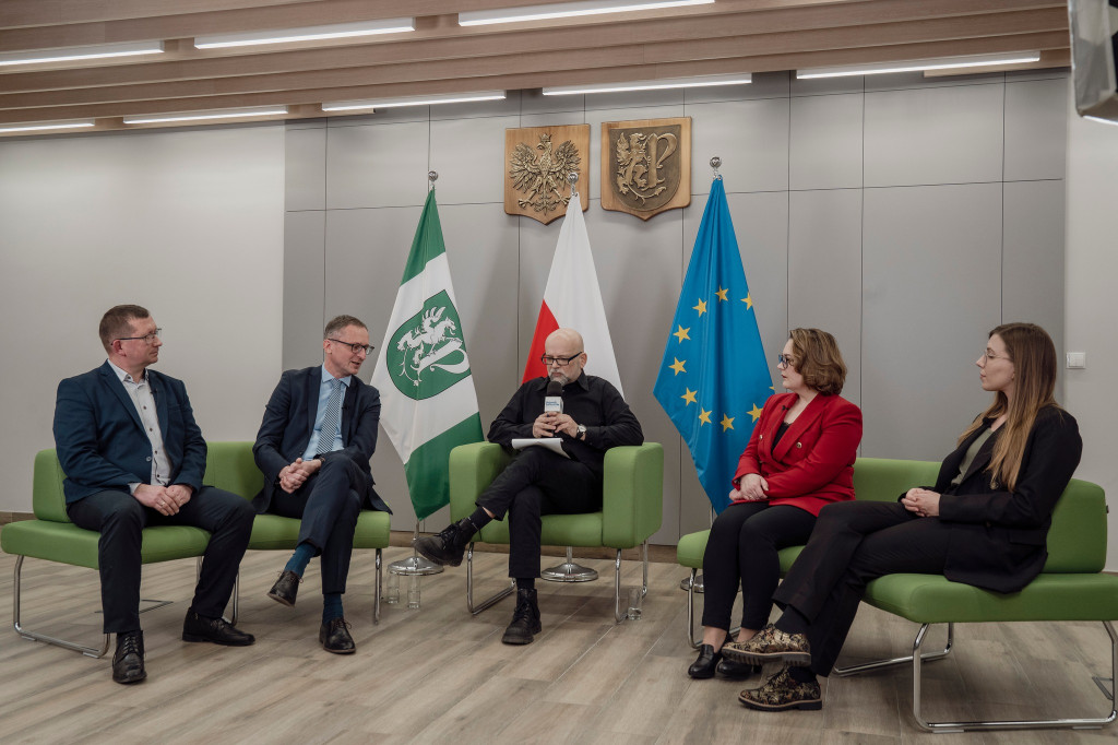 Debata o komunikacji w powiecie gdańskim