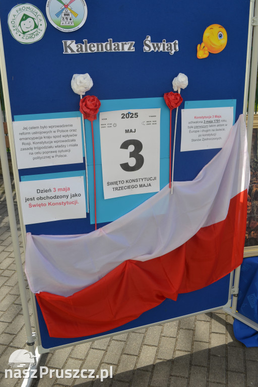 Uczniowie z Przejazdowa uczcili Święto Konstytucji 3 Maja