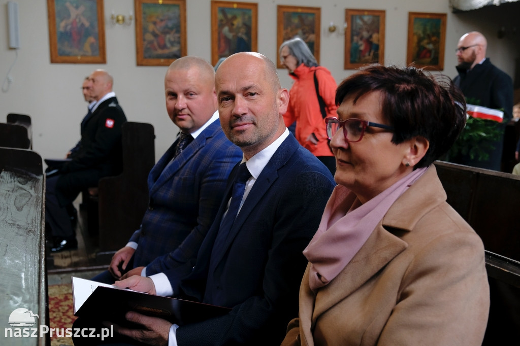 W Kiezmarku posadzono Dąb Pamięci ku czci ofiar Zbrodni Katyńskiej