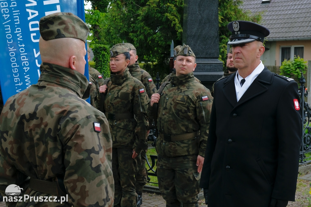 W Kiezmarku posadzono Dąb Pamięci ku czci ofiar Zbrodni Katyńskiej