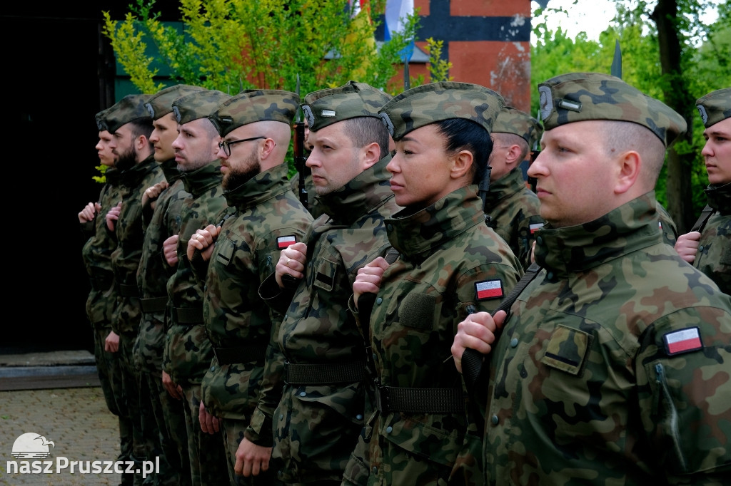 W Kiezmarku posadzono Dąb Pamięci ku czci ofiar Zbrodni Katyńskiej