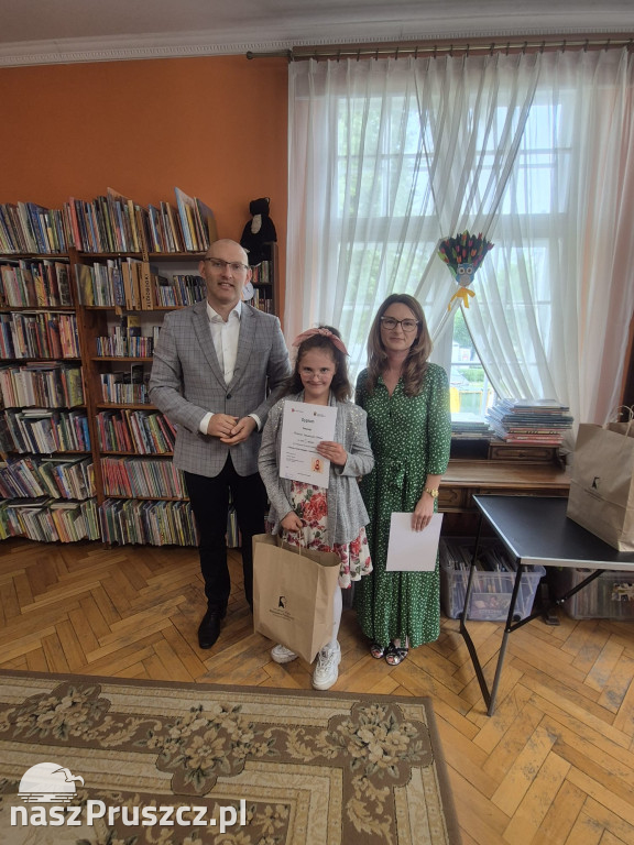 „Z baśnią w świat przygody – Czerwony Kapturek” konkurs czytelniczy w PiMBP