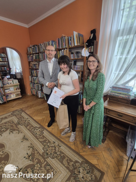 „Z baśnią w świat przygody – Czerwony Kapturek” konkurs czytelniczy w PiMBP