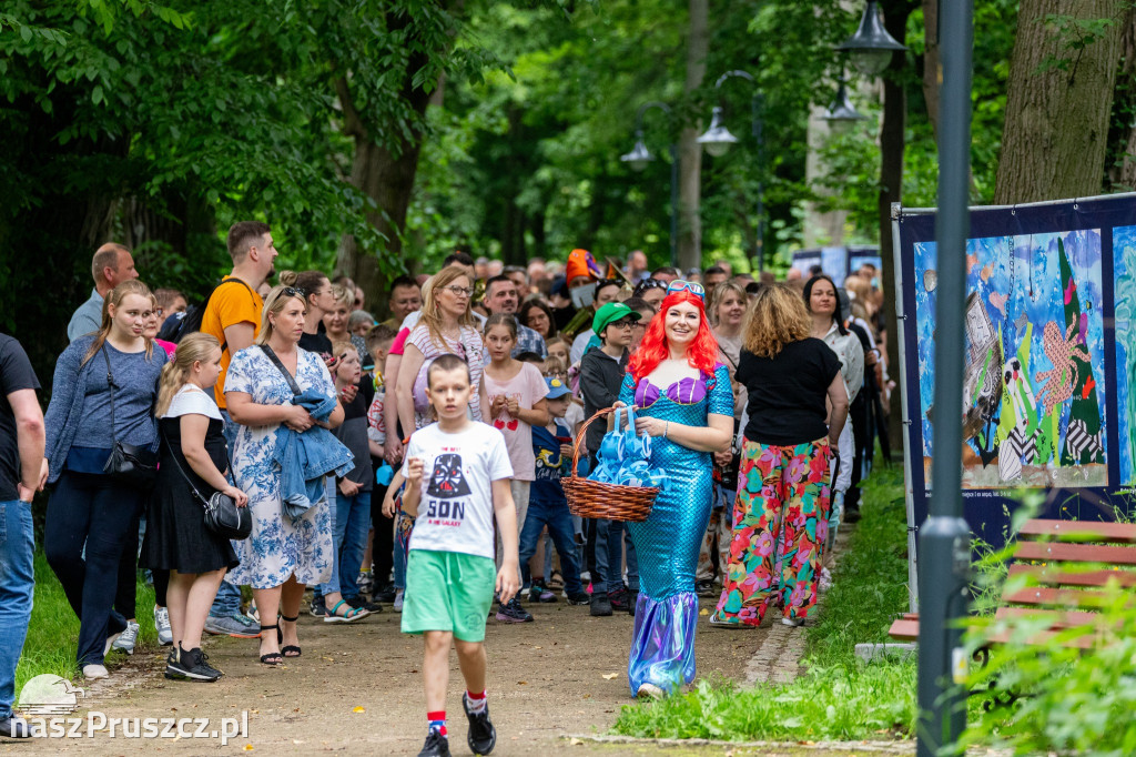 „Widziane pod wodą, czyli fauna i flora jezior, rzek, mórz i oceanów”