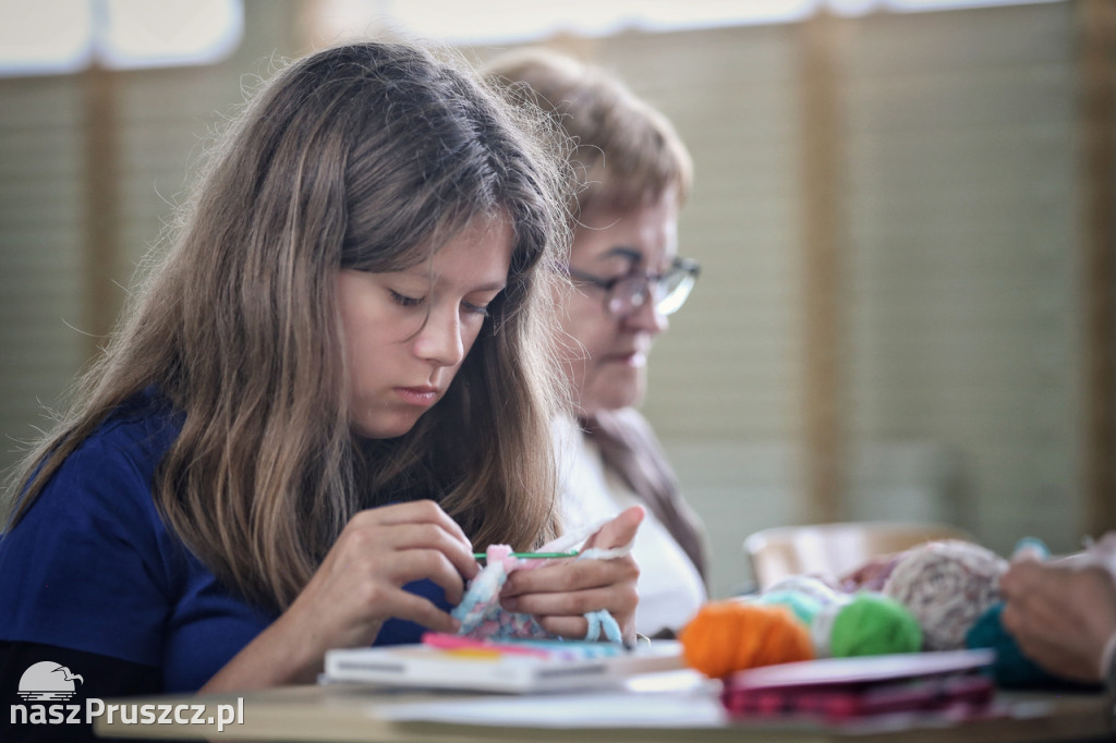 Międzynarodowy Dzień Dziergania w Miejscach Publicznych
